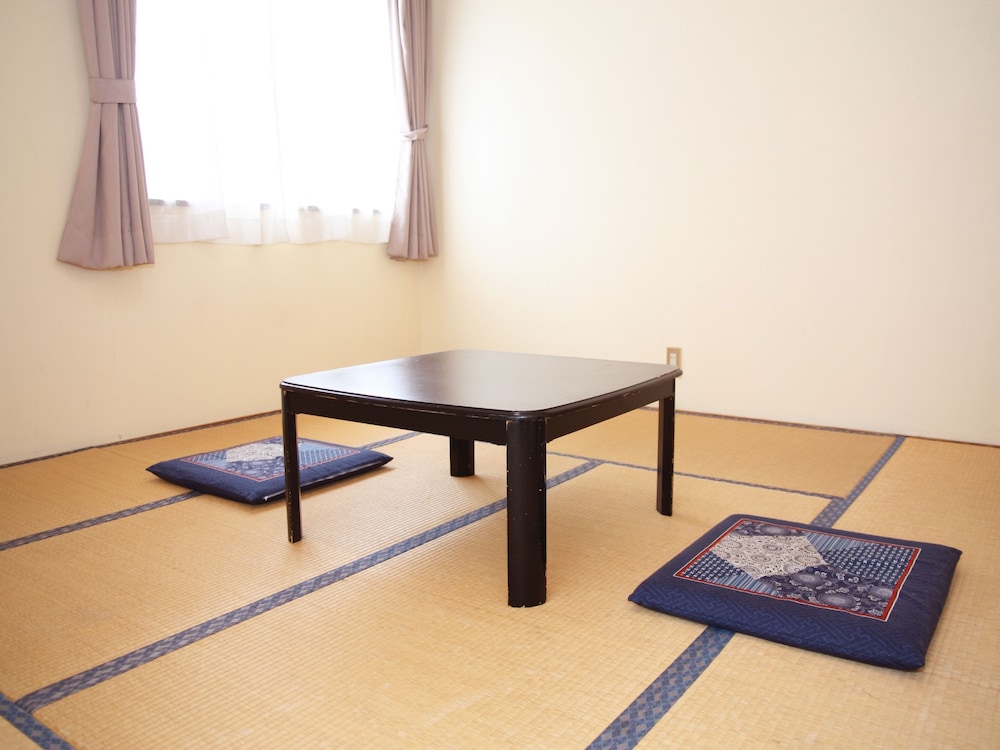 OYO ホテル 新開荘 大分