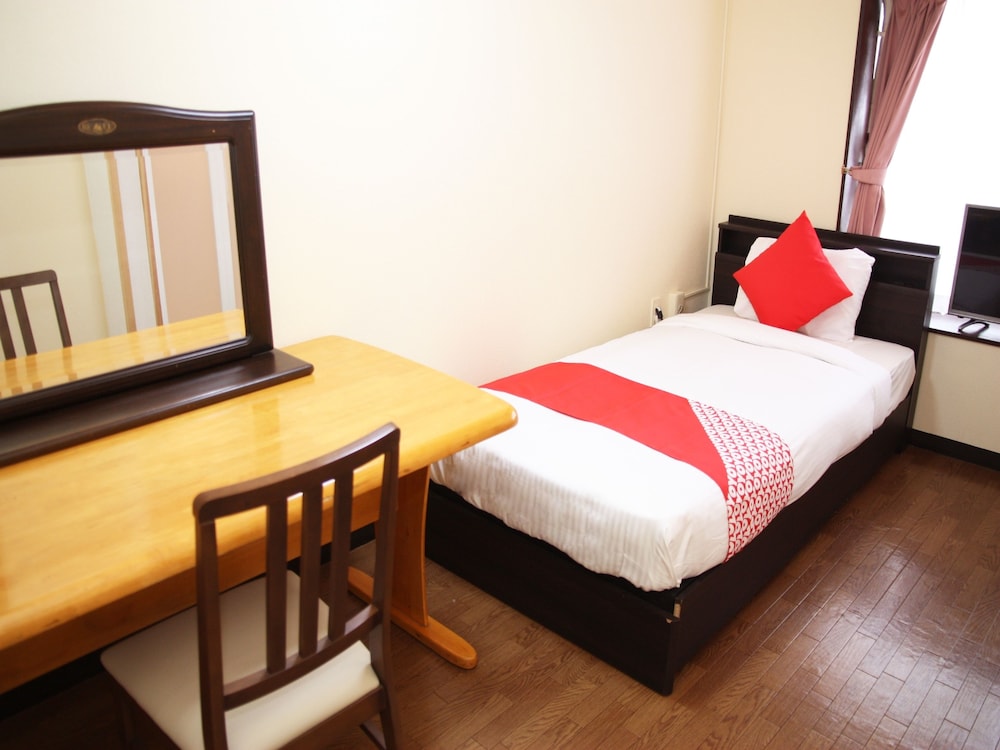 OYO ホテル 新開荘 大分