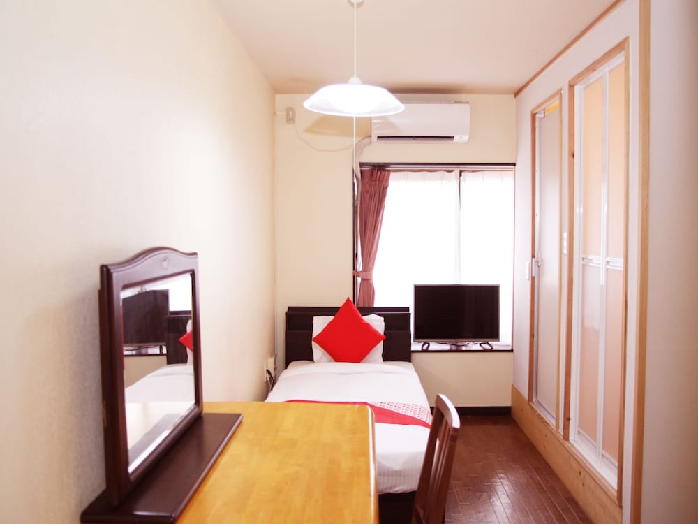 OYO ホテル 新開荘 大分