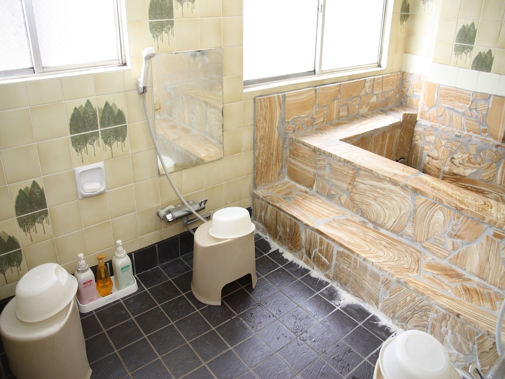 OYO ホテル 新開荘 大分