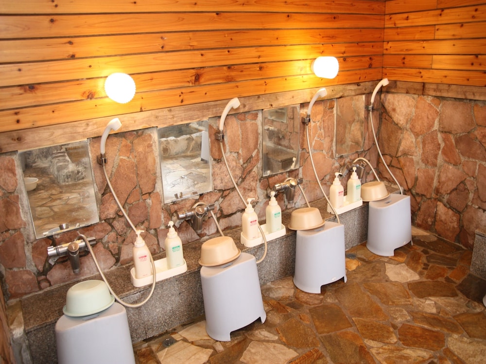 OYO ホテル 新開荘 大分