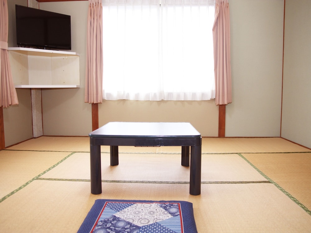 OYO ホテル 新開荘 大分