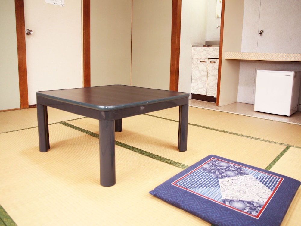 OYO ホテル 新開荘 大分