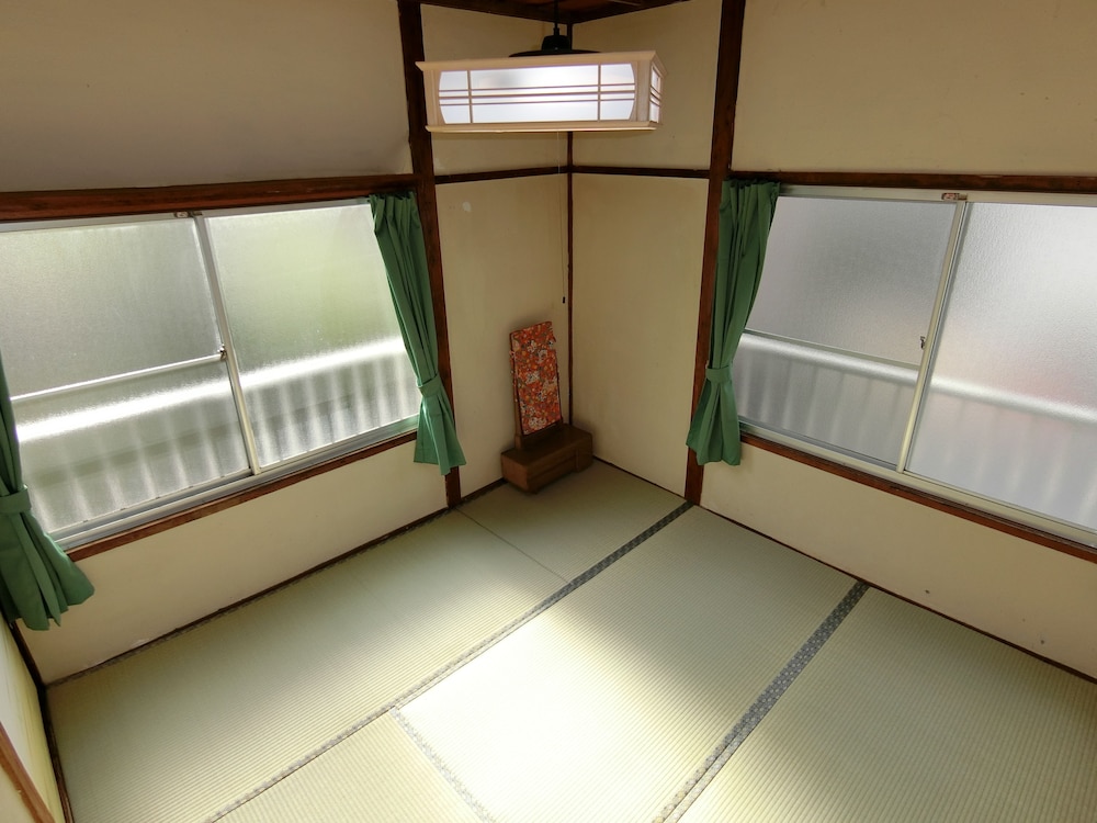 朝見ゲストハウス旅まくら 大分