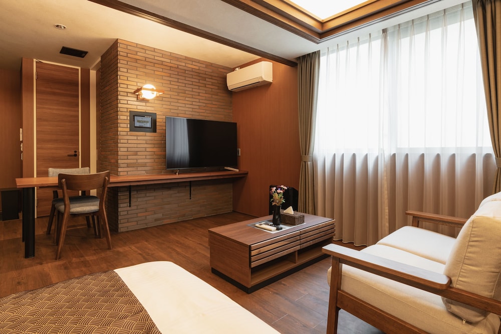GRANDBASE 別府 大分