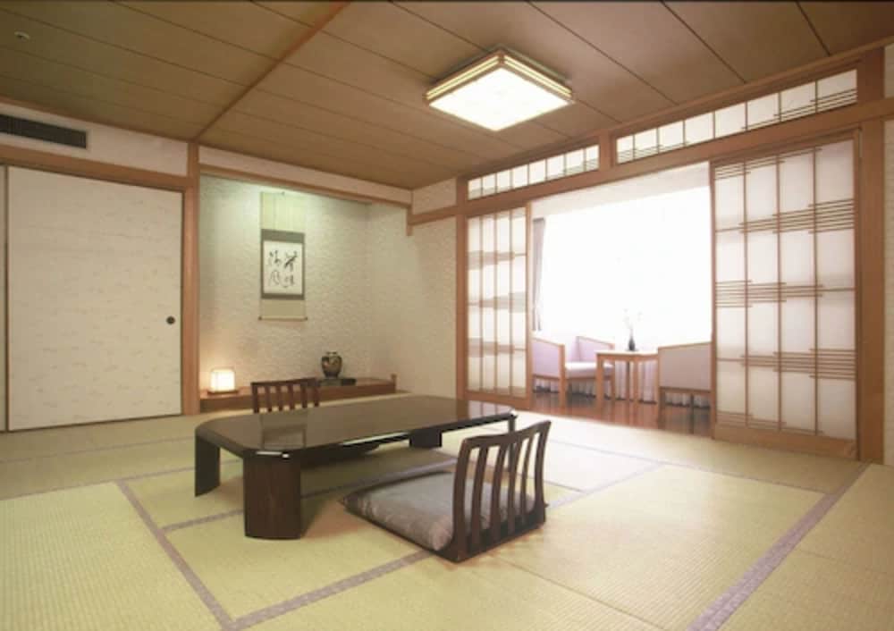 ゆふいんホテル秀峰館 大分