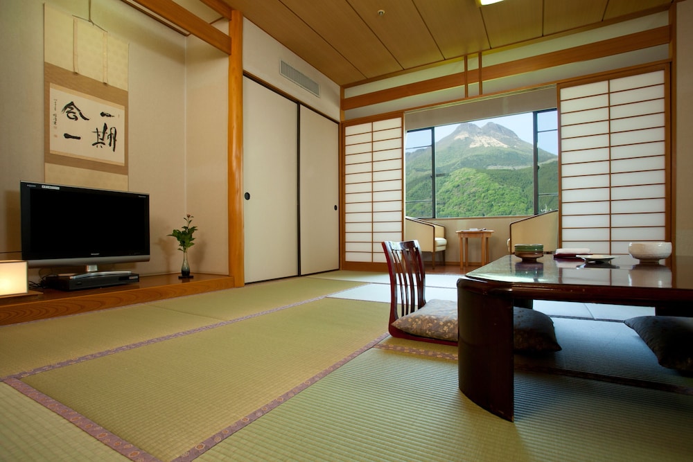 ゆふいんホテル秀峰館 大分