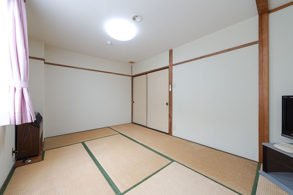 OYO ビジネスホテル久月 津久見 大分