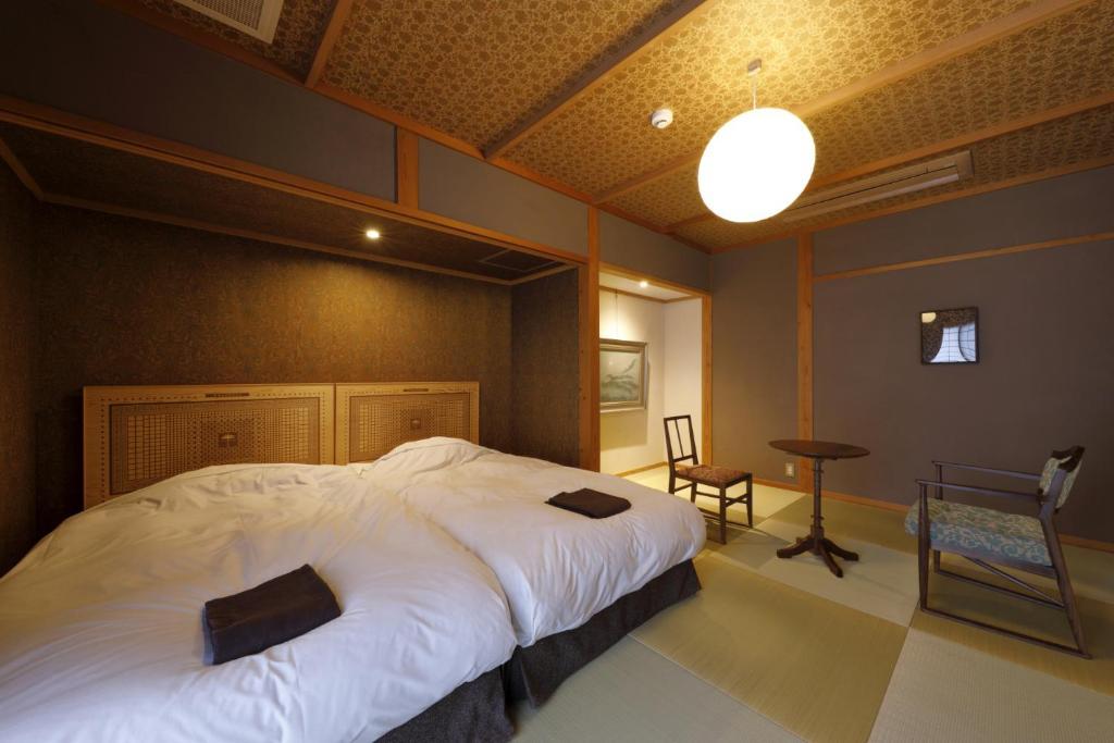 由布院温泉　草庵秋桜 大分