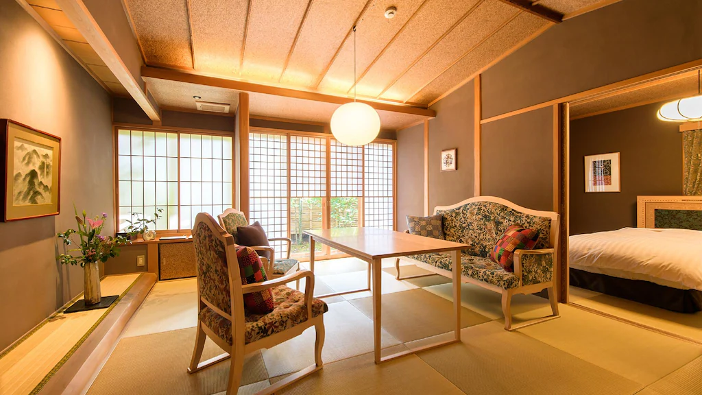 由布院温泉　草庵秋桜 大分