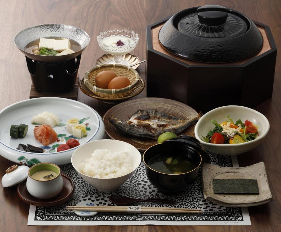 由布院温泉　草庵秋桜 大分