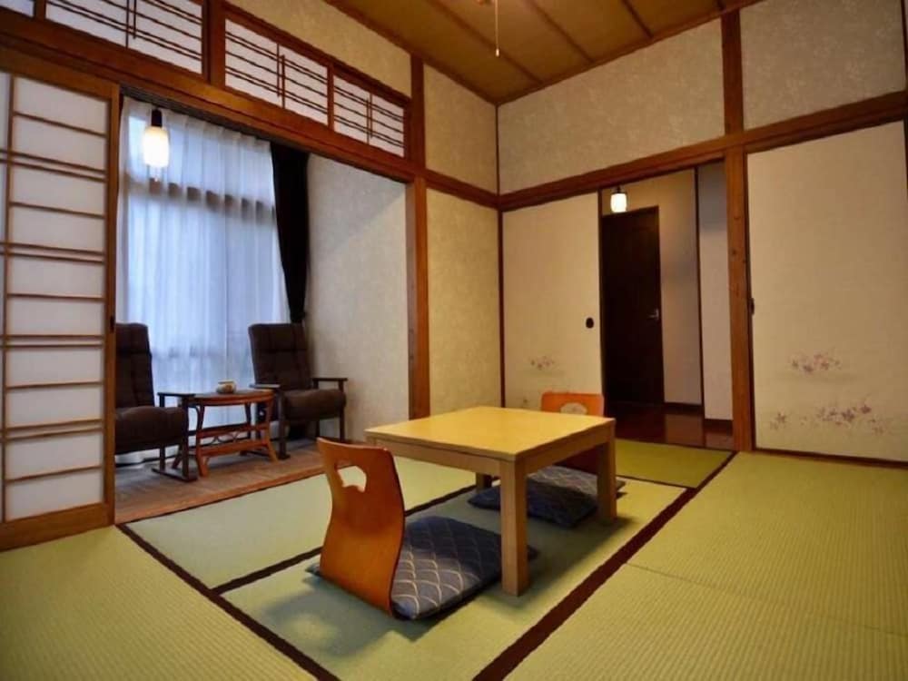 旅館いづもや 大分