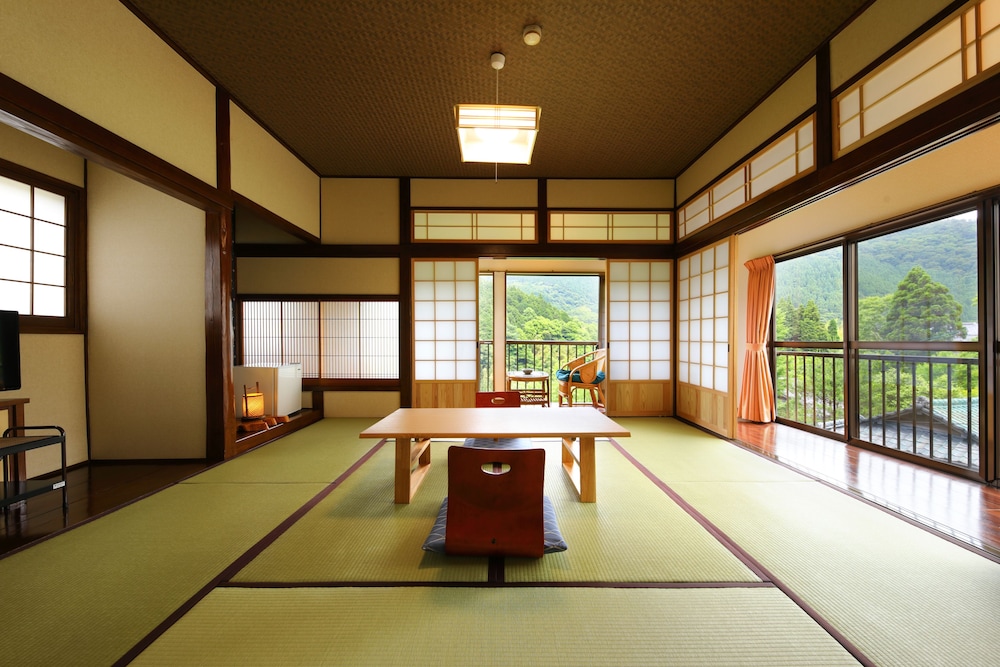 旅館いづもや 大分
