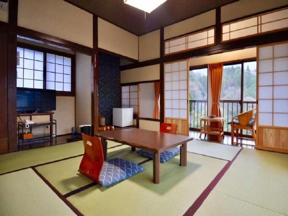 旅館いづもや 大分