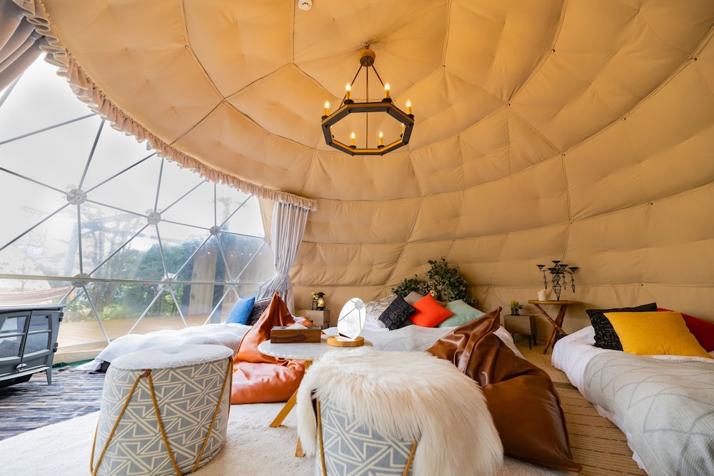 由布院温泉グランピング COMOREBI 大分