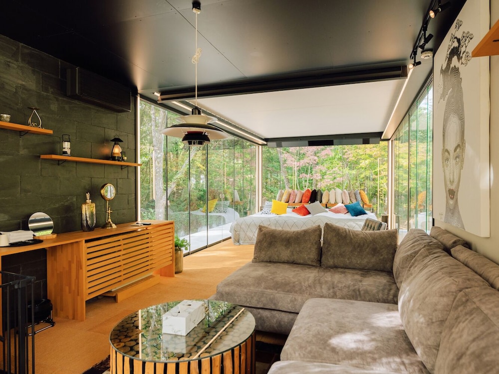 由布院温泉グランピング COMOREBI 大分