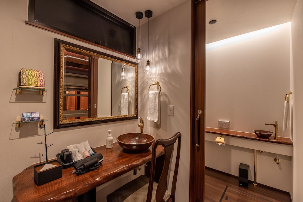 汽車ポッポ食堂と民宿 大分