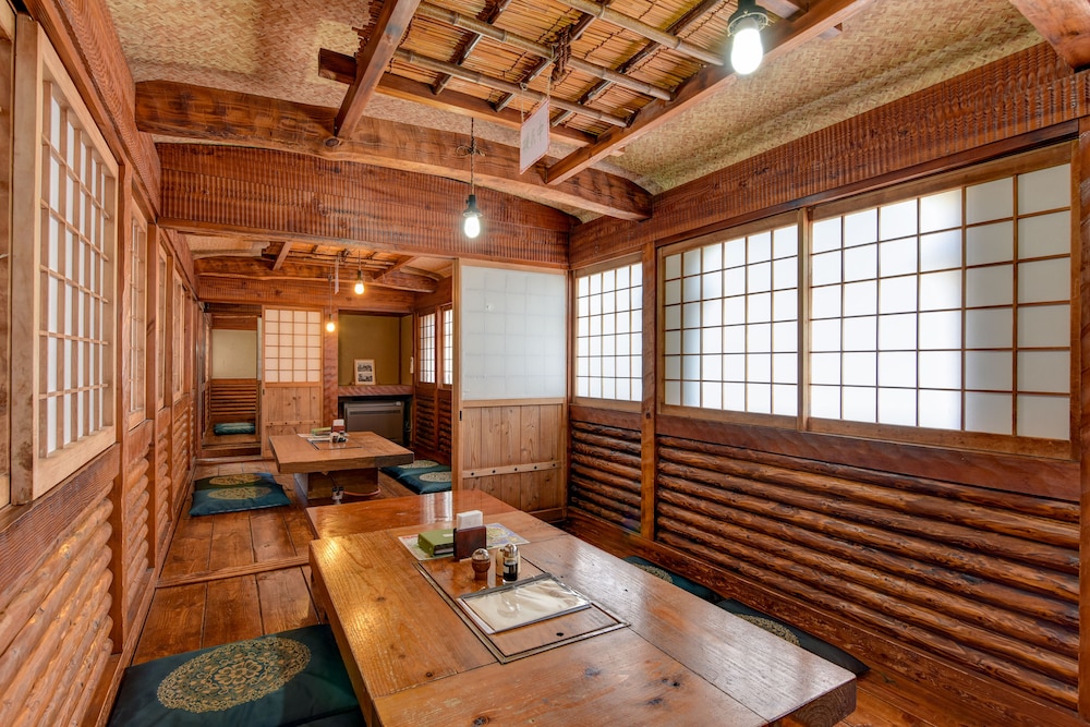 汽車ポッポ食堂と民宿 大分