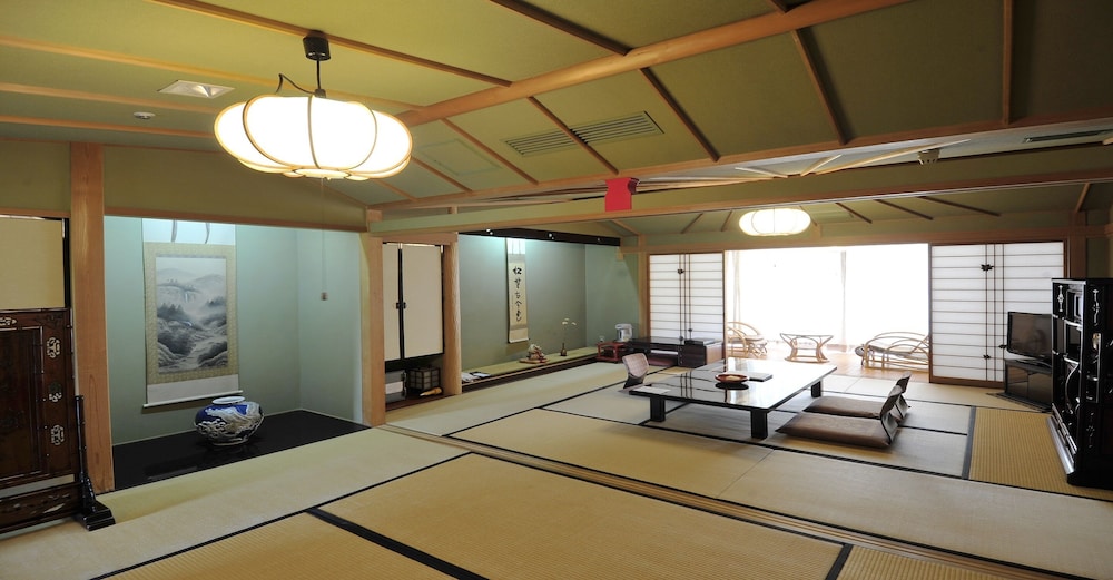 にっしょうかん 別邸 紅葉亭 長崎