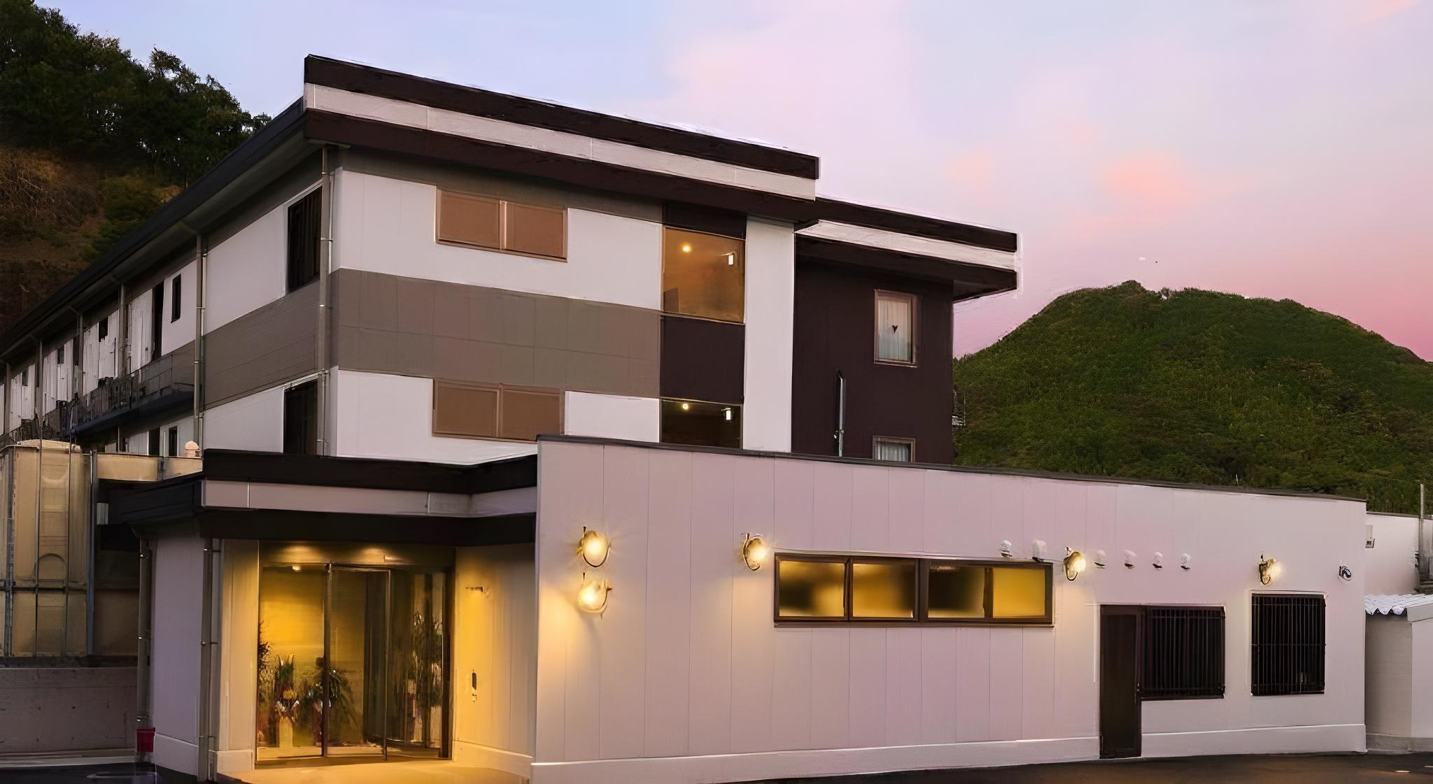 デマドホテル比田勝 長崎