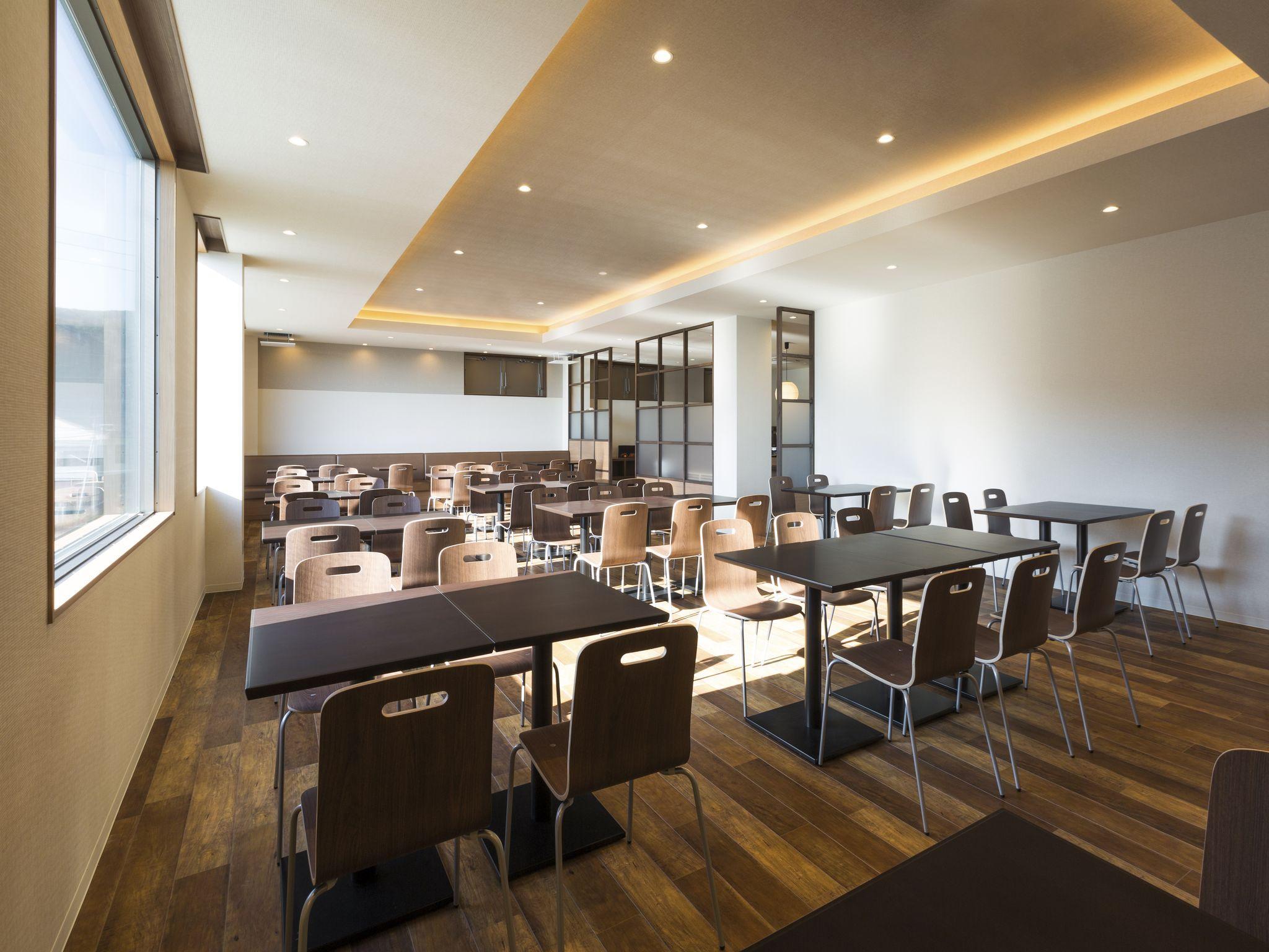 デマドホテル比田勝 長崎