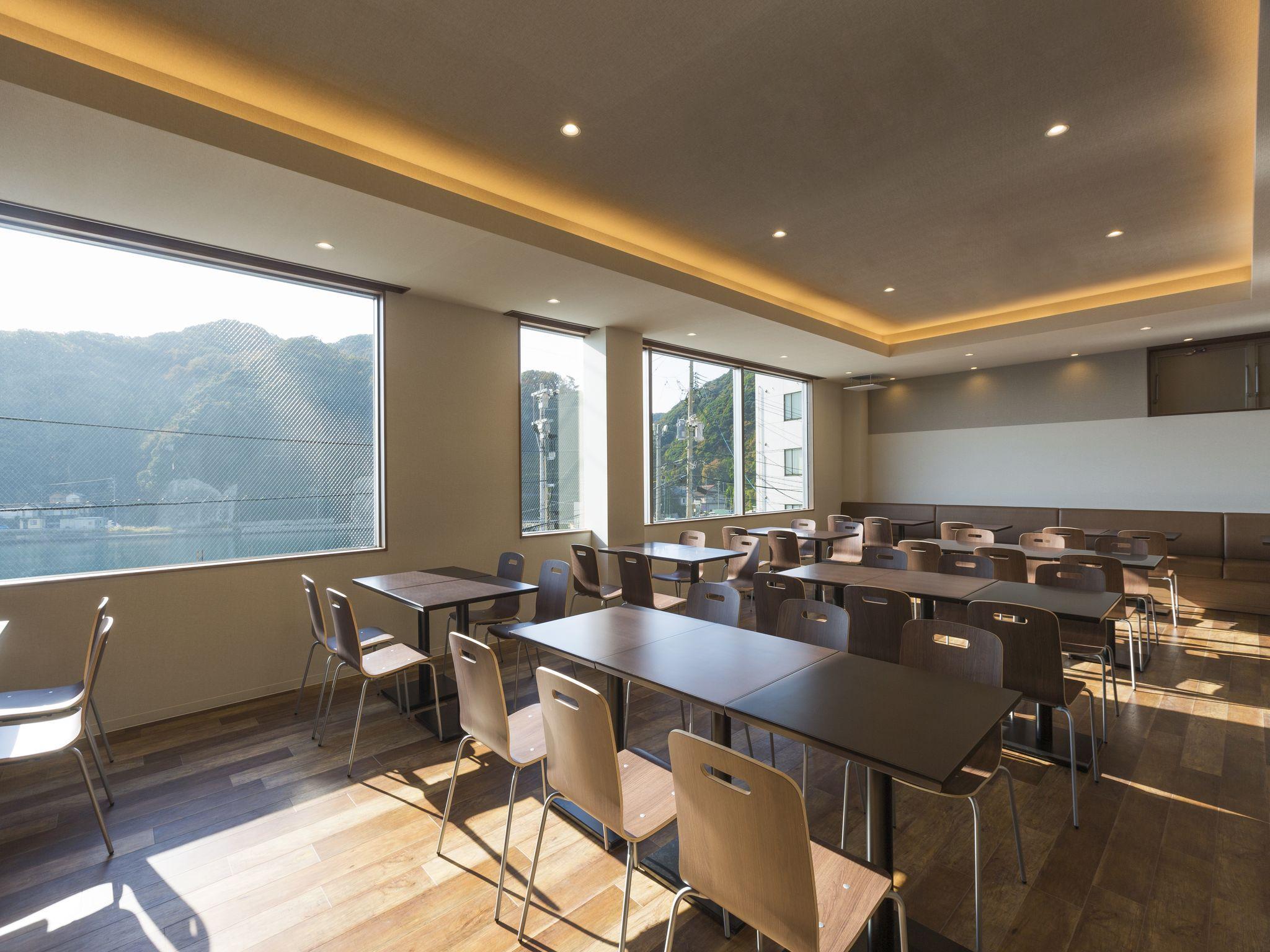 デマドホテル比田勝 長崎