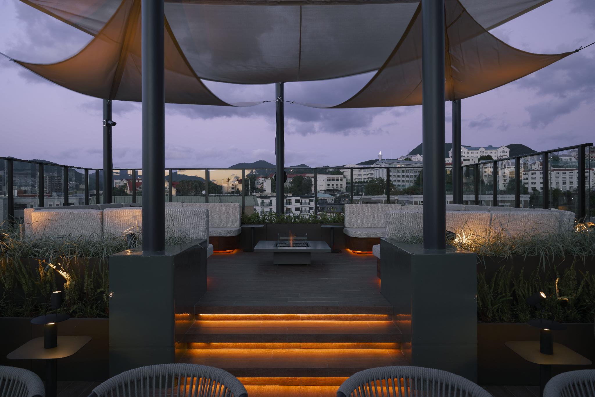 FAV LUX NAGASAKI 長崎