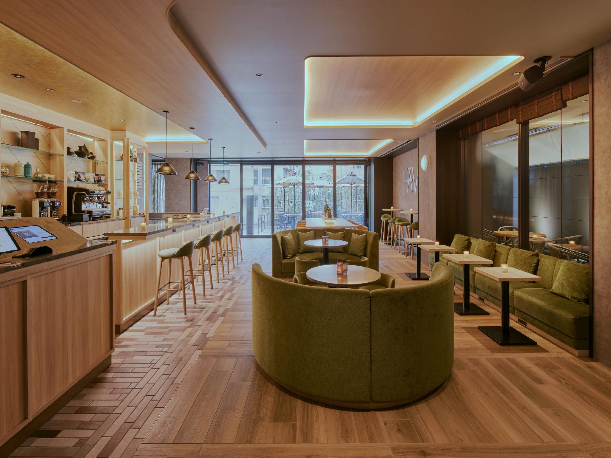 FAV LUX NAGASAKI 長崎