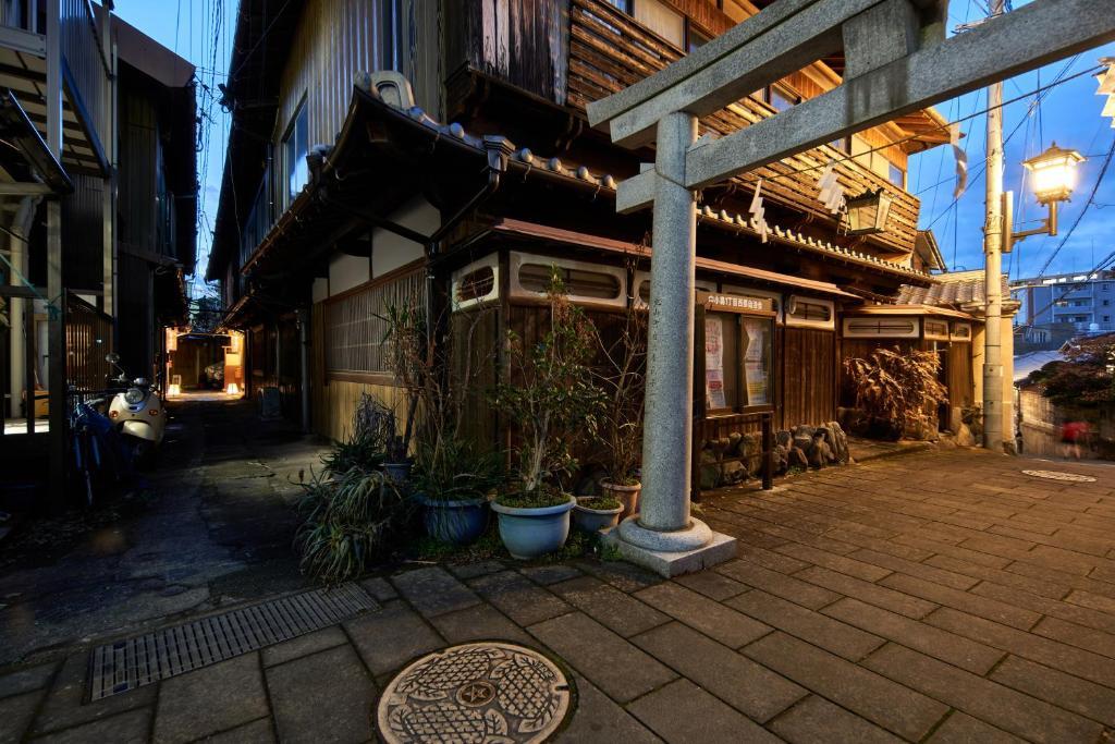 おやど紀伊国屋 丸山町 庭 長崎