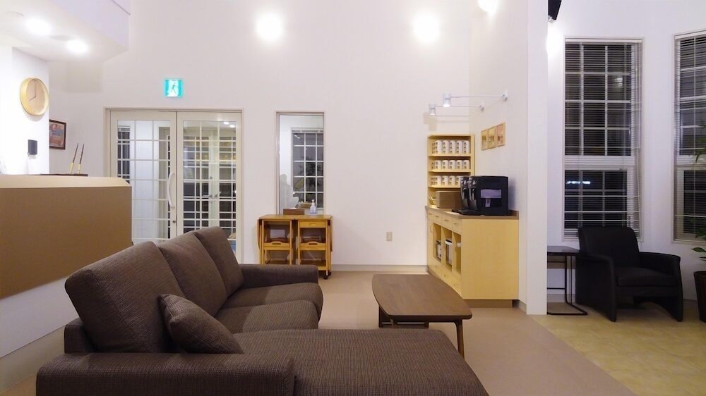 ファミリーロッジ旅籠屋・日向門川店 宮崎