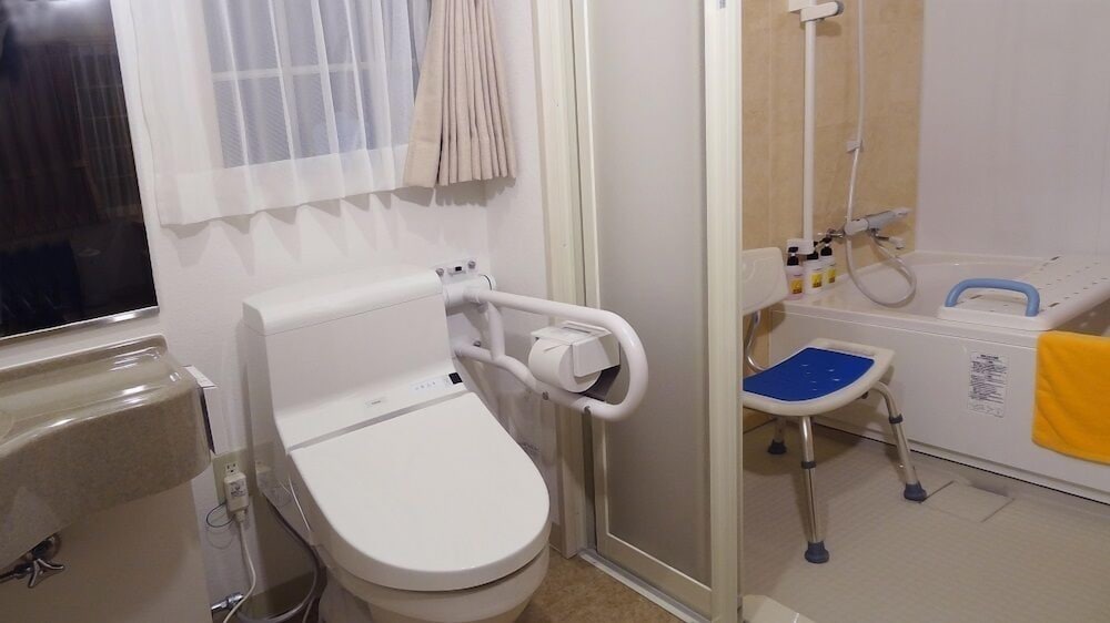 ファミリーロッジ旅籠屋・日向門川店 宮崎