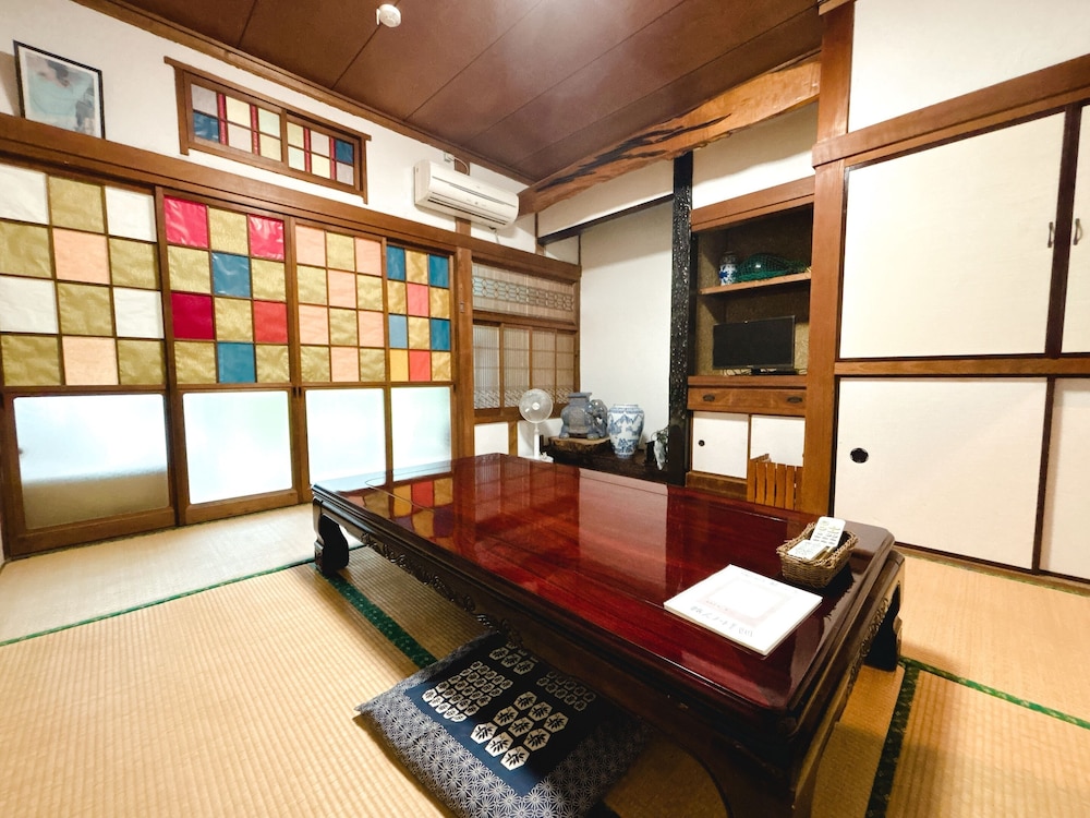 GUEST HOUSE & BEACH CAFE FUEGO 宮崎