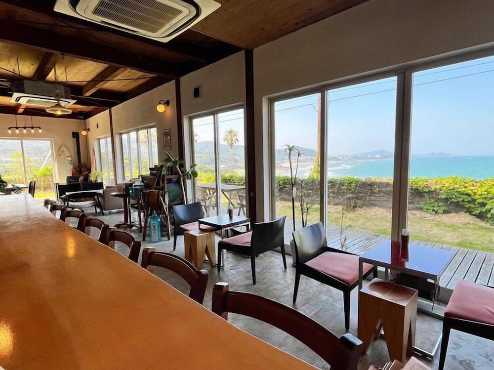 GUEST HOUSE & BEACH CAFE FUEGO 宮崎