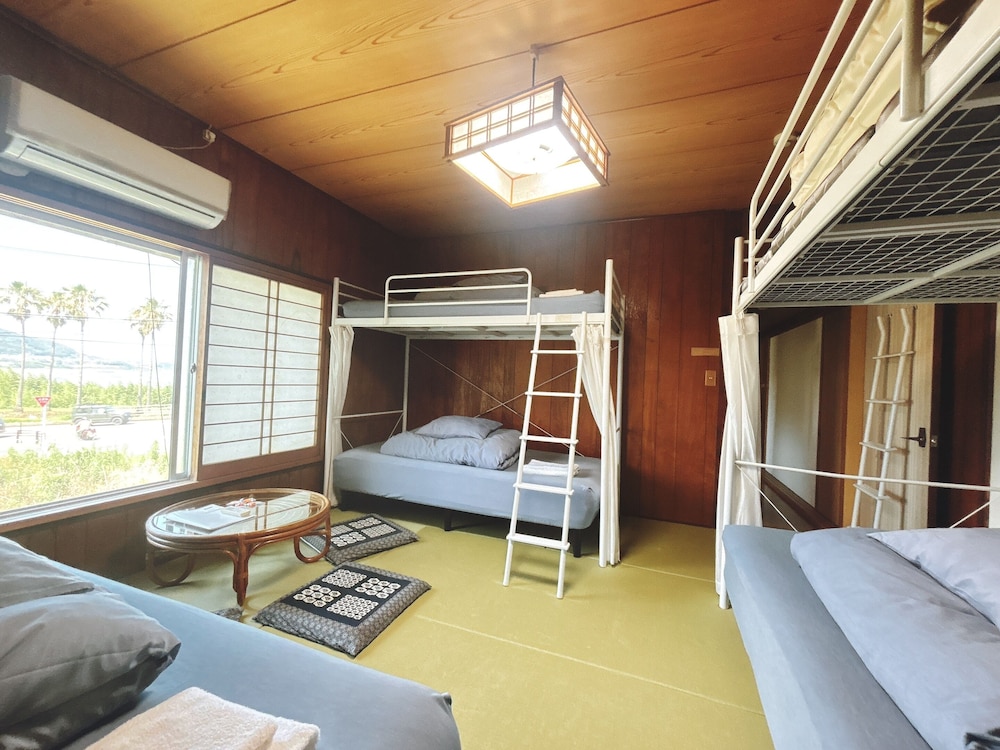 GUEST HOUSE & BEACH CAFE FUEGO 宮崎