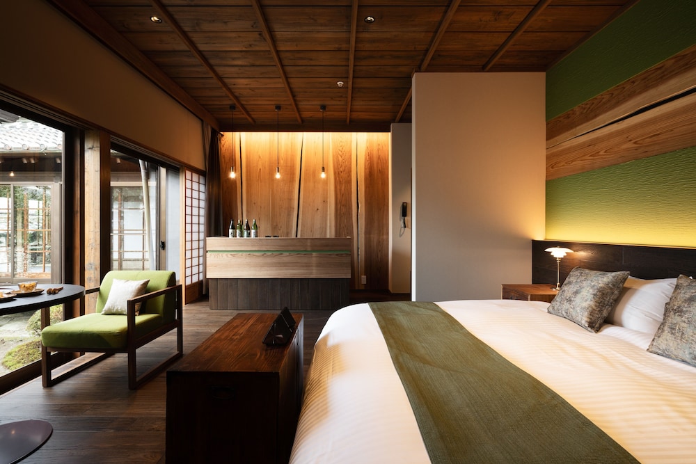 NAZUNA 飫肥 城下町温泉 宮崎