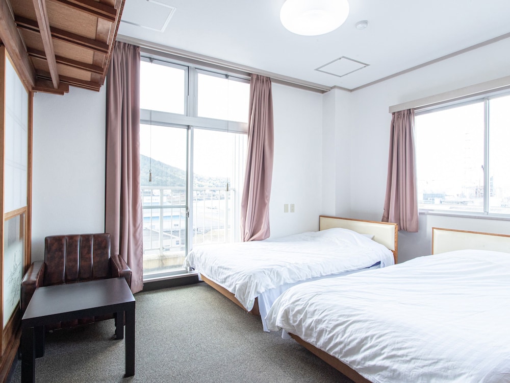 HOTEL 鶴 川内 鹿児島