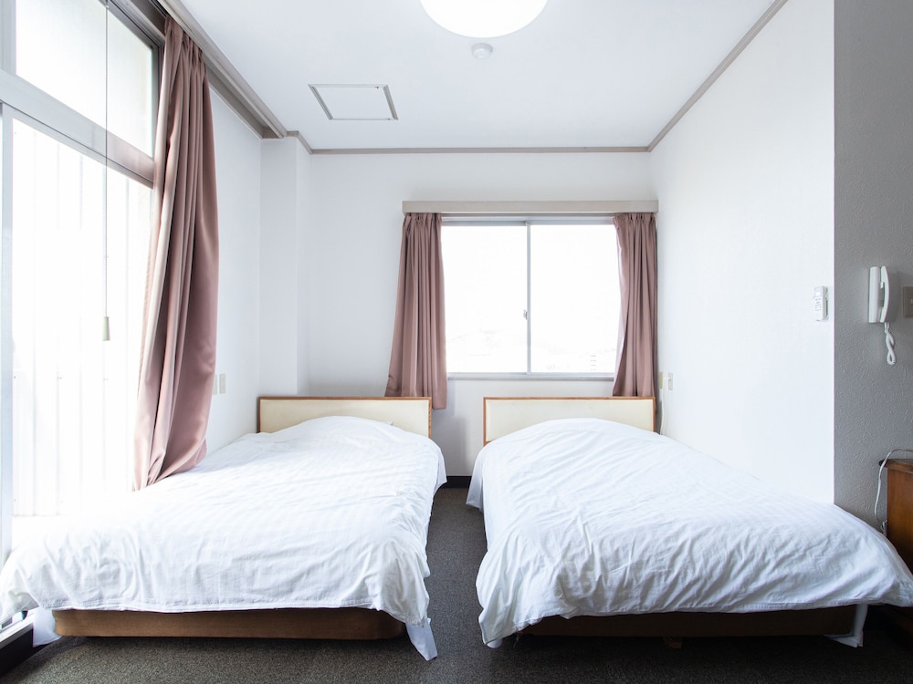 HOTEL 鶴 川内 鹿児島