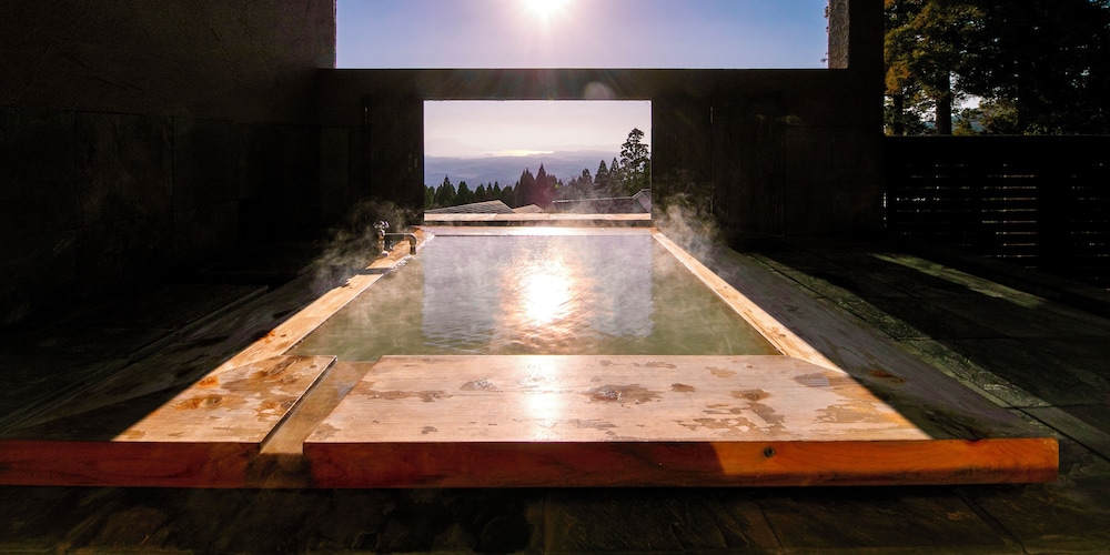 ヴィラ モンペトル 鹿児島