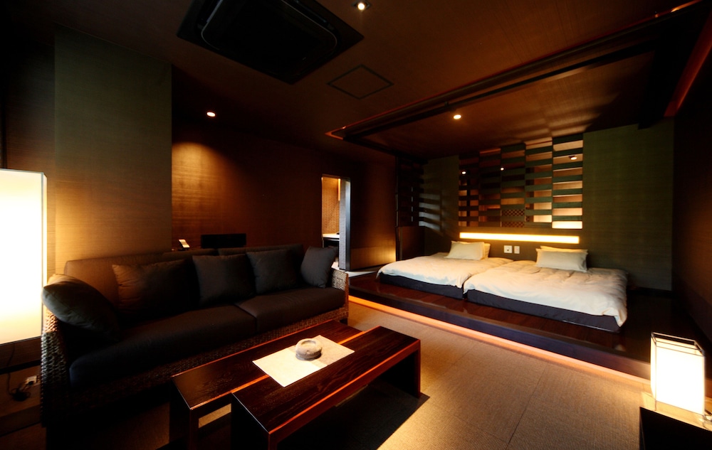 手塚RYOKAN 鹿児島