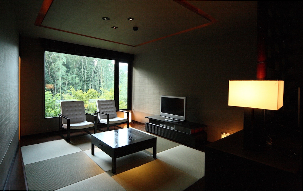 手塚RYOKAN 鹿児島