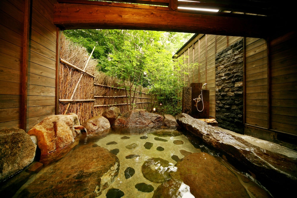 手塚RYOKAN 鹿児島