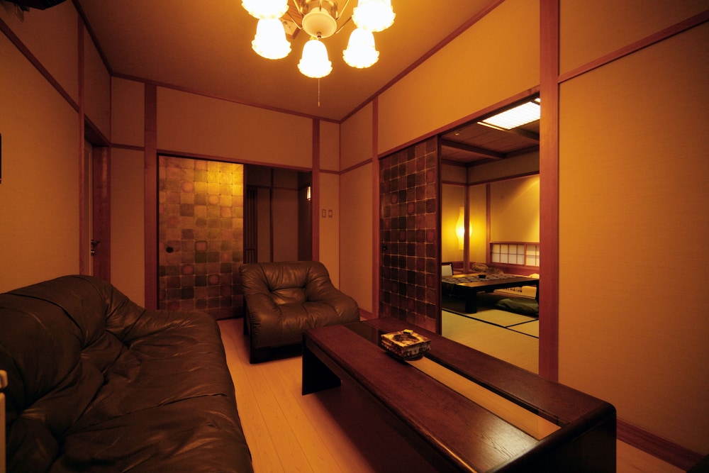 手塚RYOKAN 鹿児島