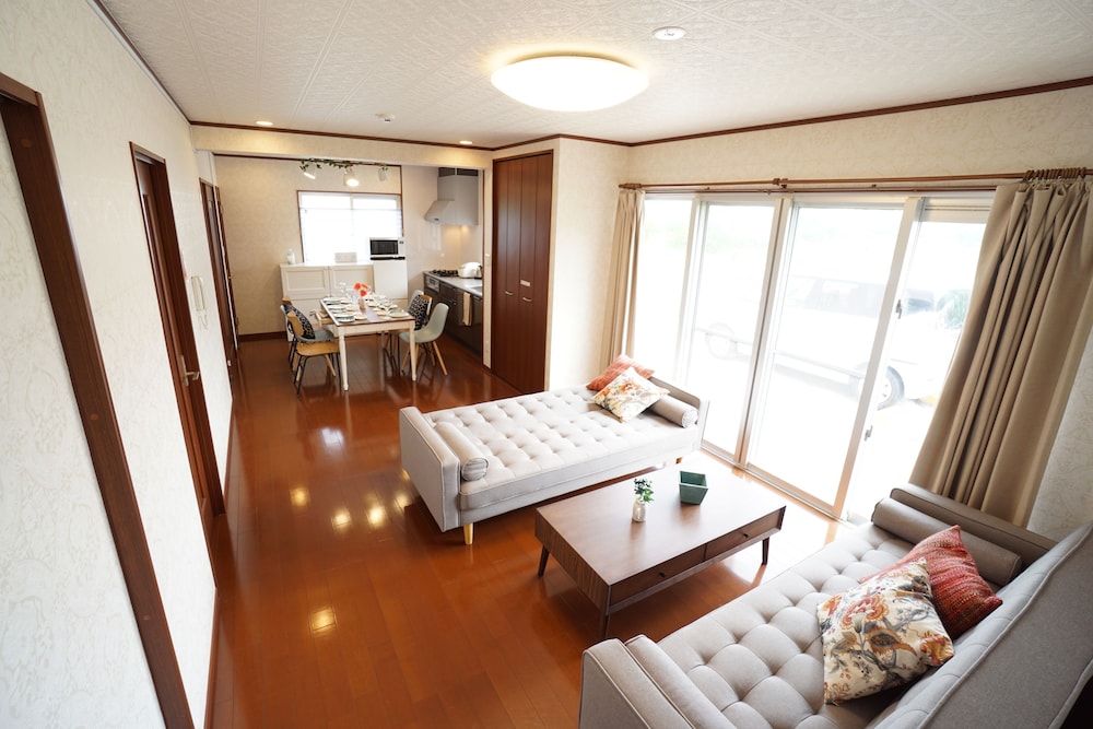 NANJYOU-SHI PINK SUITE HOUSE 宮古