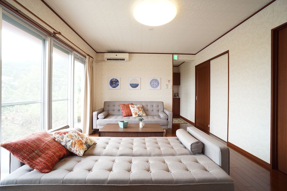 NANJYOU-SHI PINK SUITE HOUSE 宮古
