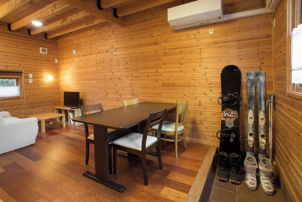 BRICK HOUSE ふらの 旭川