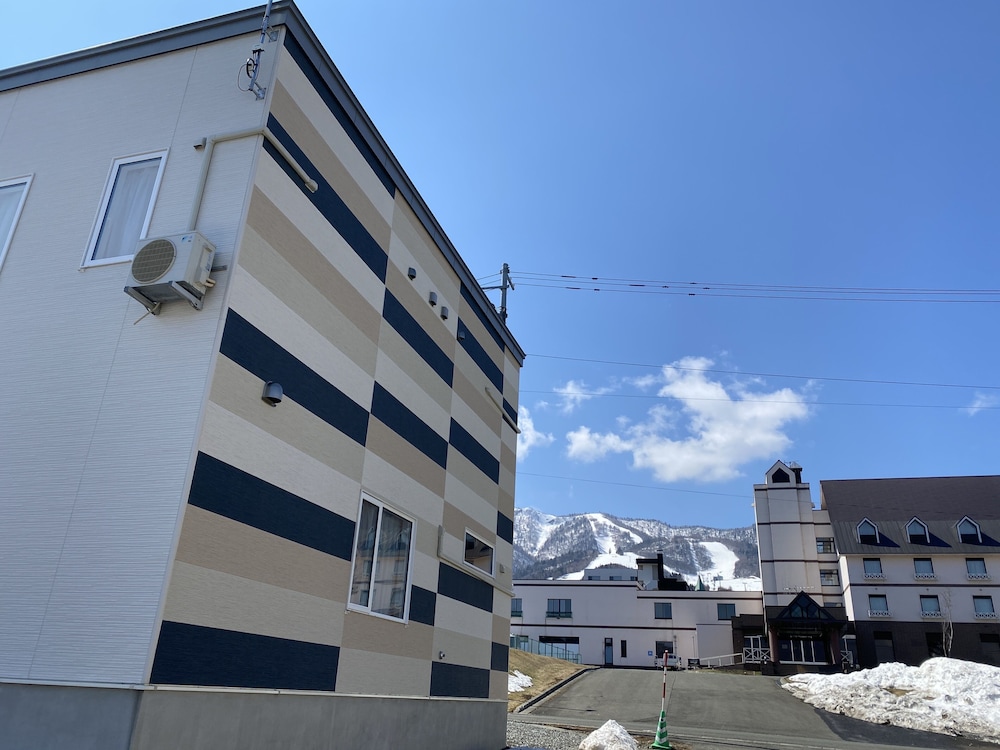 AOI 葵 旭川