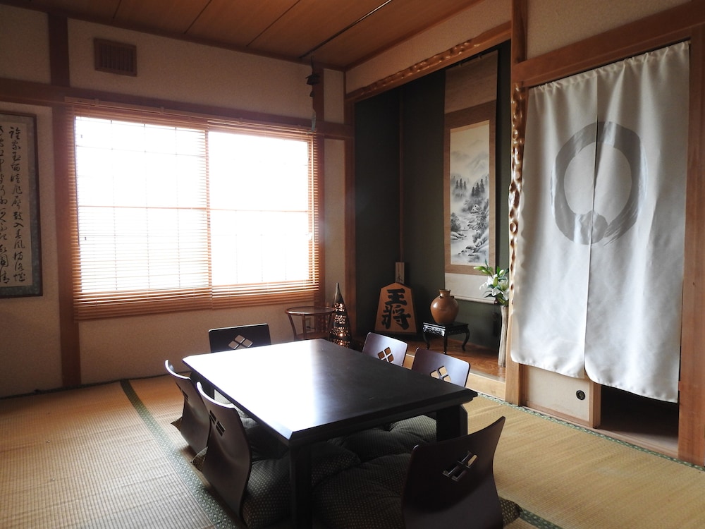 ASAHIKAWA BIG HOUSE 10 PEOPLE 旭川