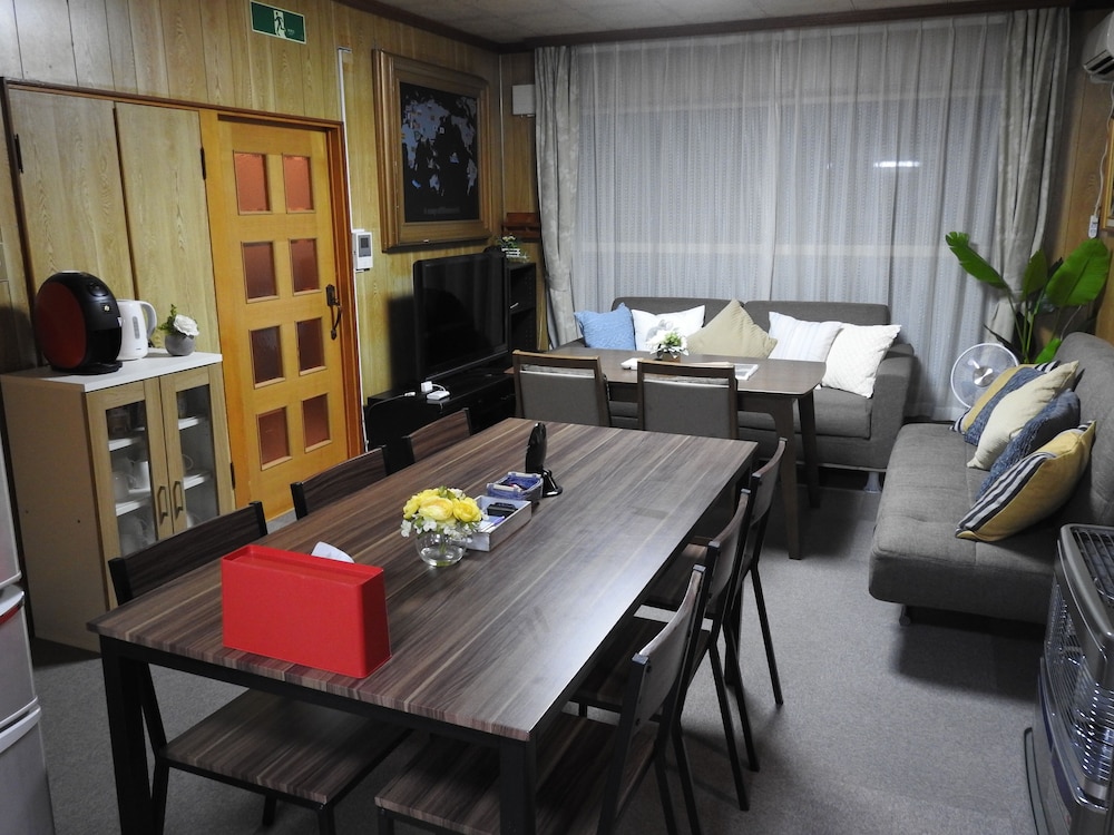 ASAHIKAWA BIG HOUSE 10 PEOPLE 旭川