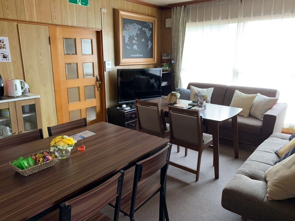 ASAHIKAWA BIG HOUSE 10 PEOPLE 旭川