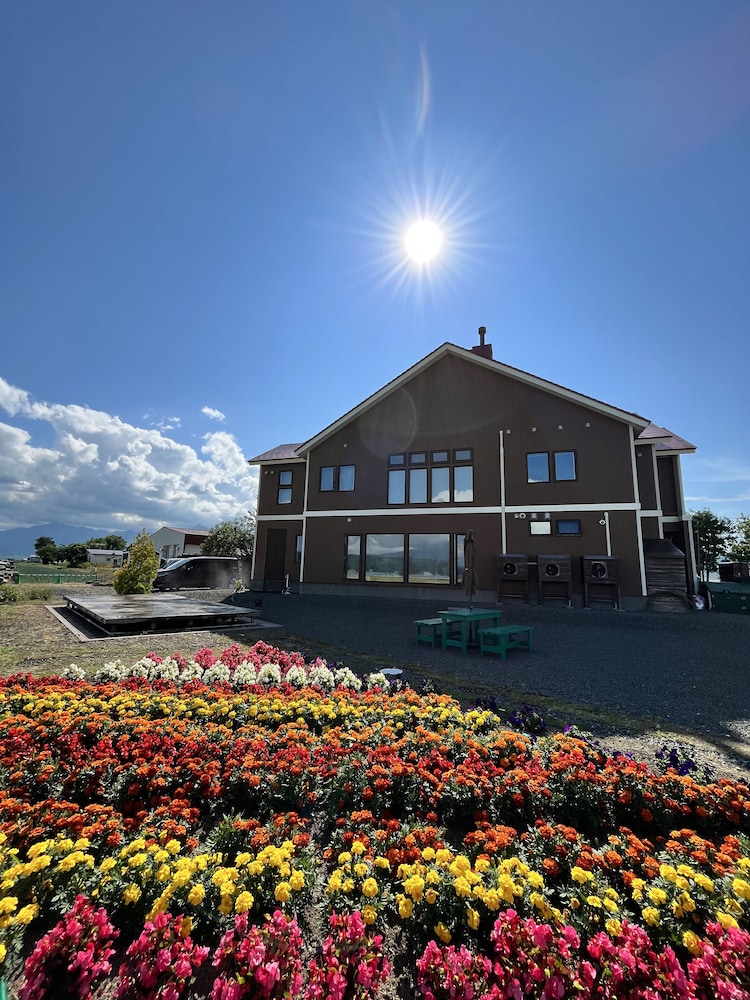 B&B PLUS + SHOOTING STAR 旭川